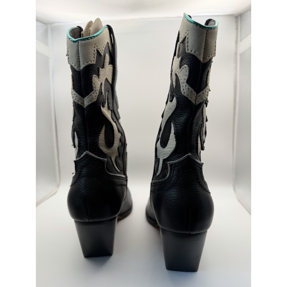 NWOB Dolce Vita Landen Black Leather Boots Sz 6.5 Cowboy Western Boots Pull On - Picture 4 of 6